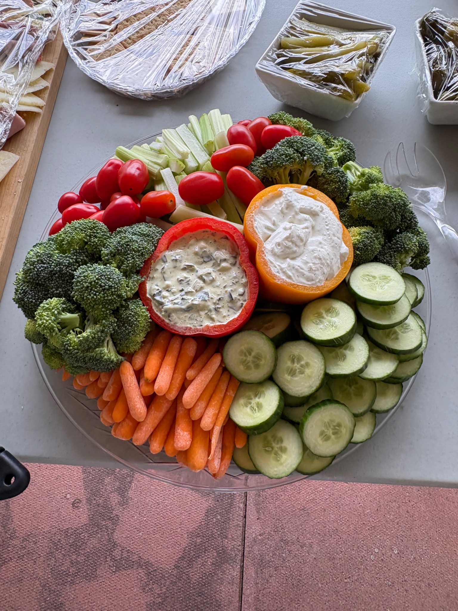 Vegetable platter with dips